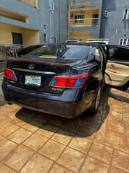 A picture of Highest grade Lexus ES 350 With double pano roof Fullest