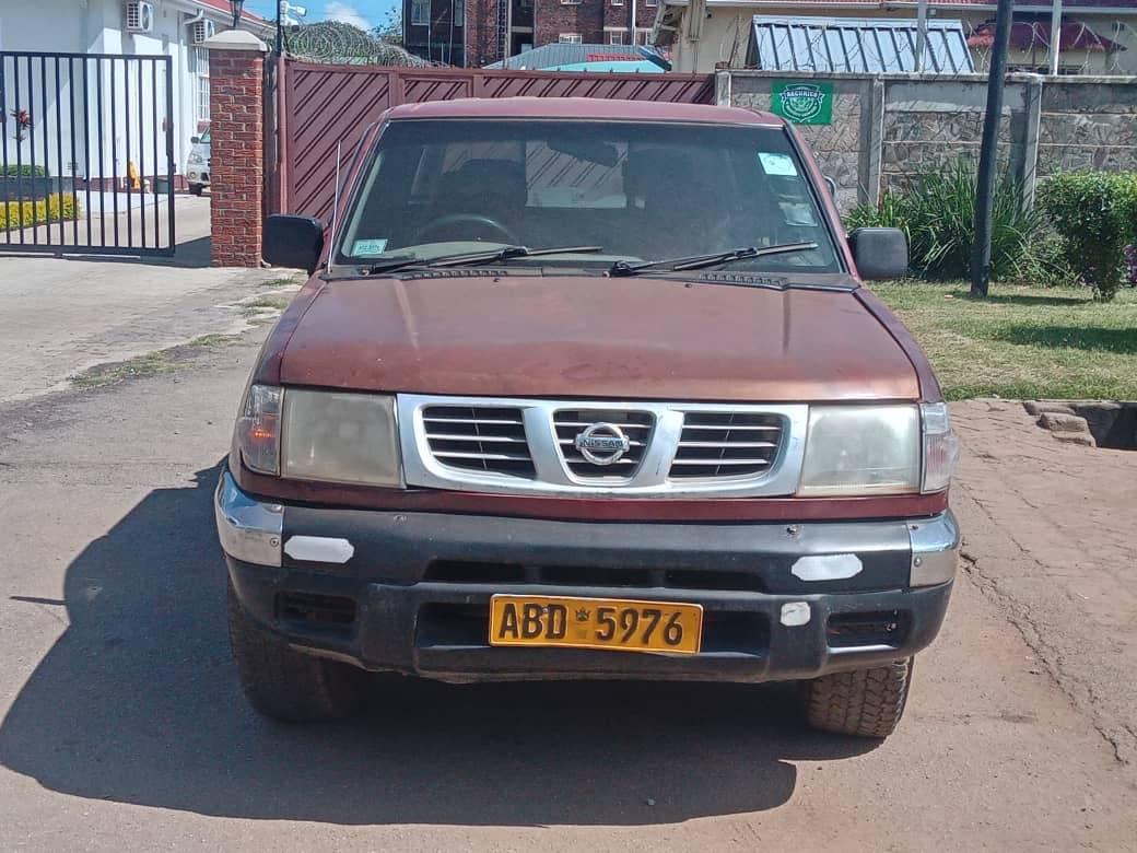 used nissan hardbody