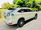 A picture of Harrier DNM Price 21M Cc2360 Km 120K Mwanza