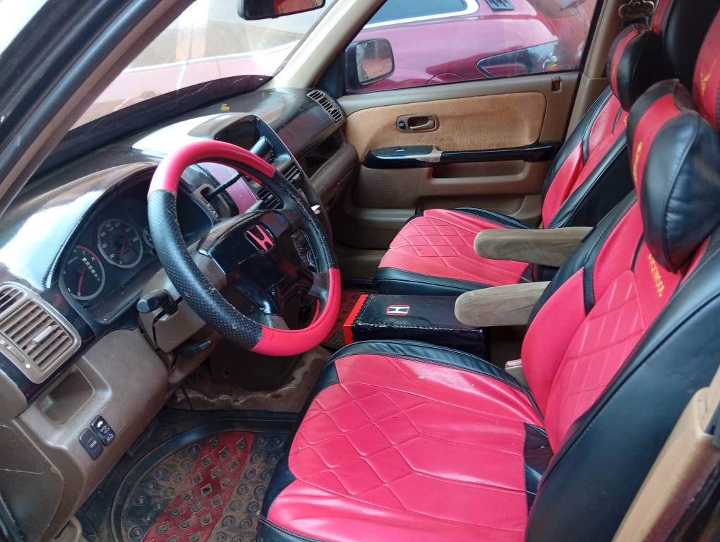 A picture of HONDA CRV 2004