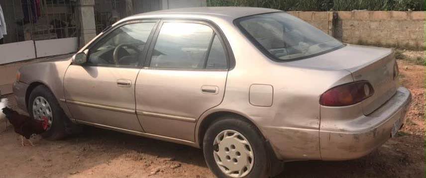 A picture of Distress Toyota Corolla 2001