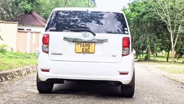 A picture of Toyota Rumion