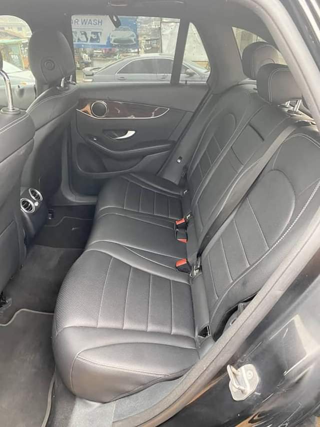 A picture of Distress distress SALE DIRECT TOKS MERCEDES BENZ GLC300 2017