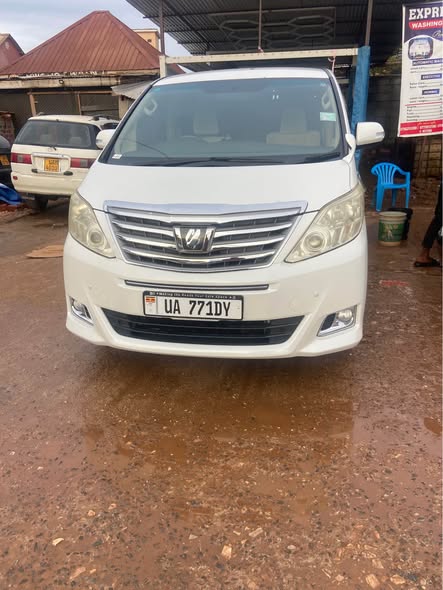 toyota alphard