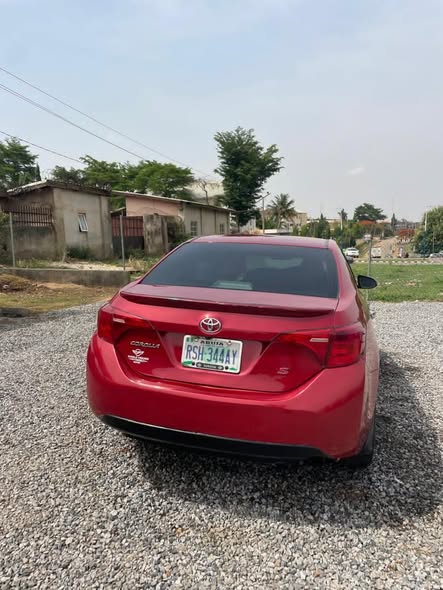 A picture of 2015 Sedan 205