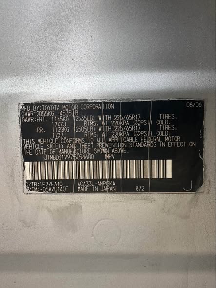 A picture of Clean used RAV4 0 8 4plug engine gear ac intact