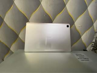 A picture of Samsung galaxy tab A7 32gb 10 4inch with simcard slot
