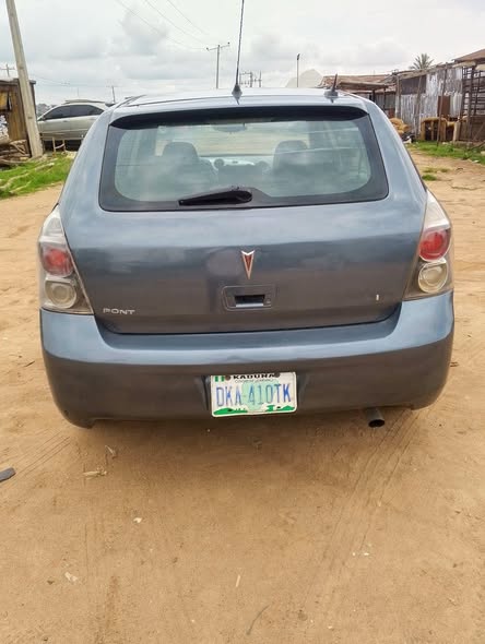 A picture of Very clean and sharp Pontiac vibe 09