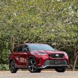 A picture of SHARP An Extremely Clean Foreign Used 2022 Toyota Highlander XSE