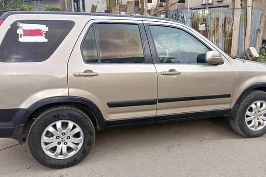 A picture of 2006 HONDA CR V