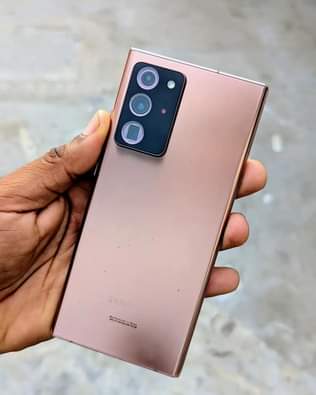 A picture of Note 20 ultra