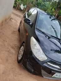 A picture of 2010 Hyundai first body everything works perfectly ok Manual drive