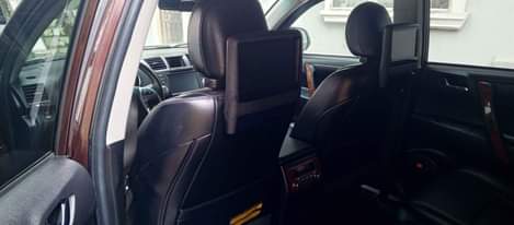 A picture of Toyota HighLander 2012 2013 Model