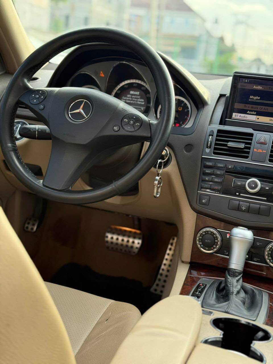 A picture of M B c300