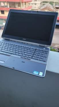 A picture of Dell latitude Intel core i5 4ram 500 hdd