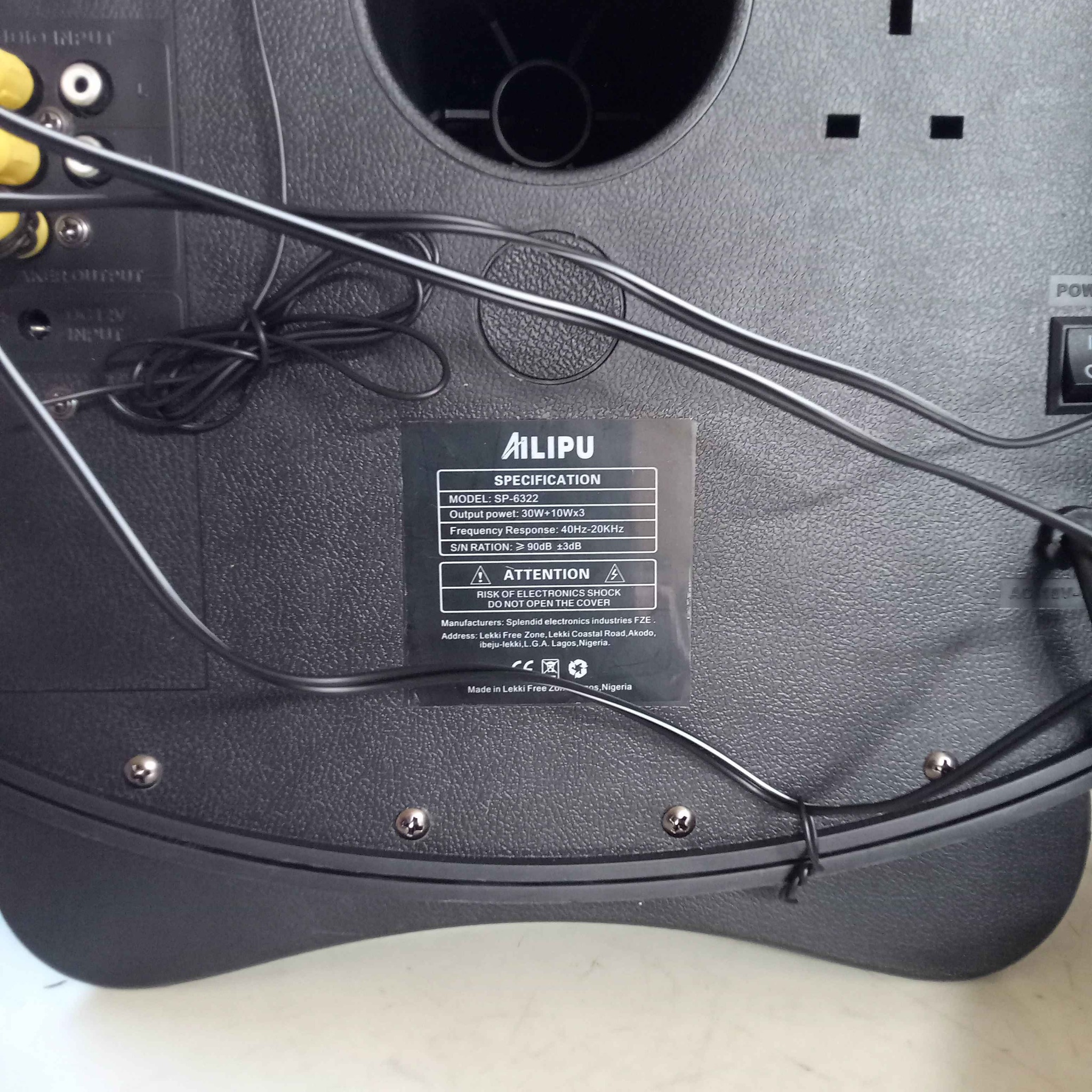 A picture of ALIPU 3.1 subwoofer. 3.1 Channel HOME THEATER SYSTEM