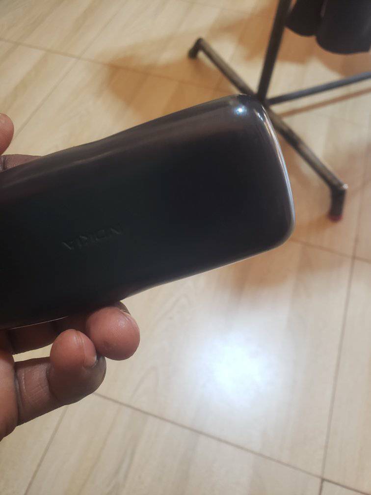 A picture of Nokia 106