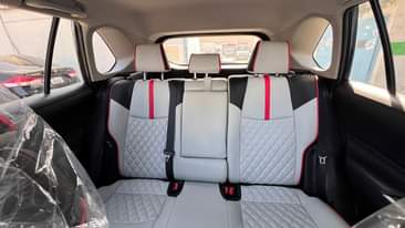 A picture of 2019 Toyota rava4