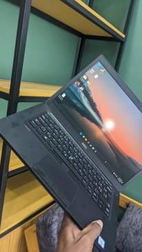 A picture of Dell latitude 7480 i5