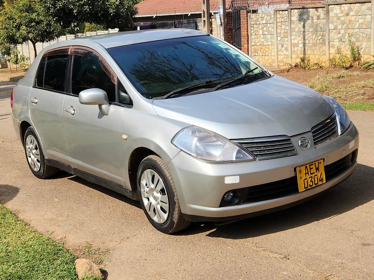 used nissan tiida