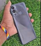 A picture of Infinix hot 12i