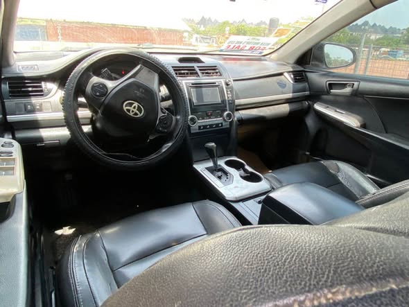 A picture of Toyota Camry SE 2004