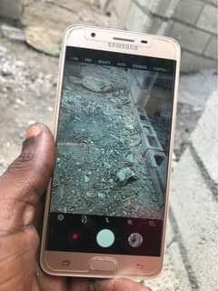 samsung j7
