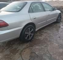 A picture of DANNY YUNG Smarts Autos First Body Honda Accord 01 Very
