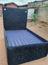A picture of Selling bed floor