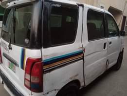 A picture of Neat hijet mini bus with sound engine and smooth transmission
