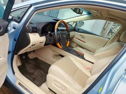 A picture of Super clean and fresh foreign used Lexus RX350 2010