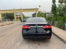 A picture of Distress sale Toyota Avalon 2015 7m last with original duty