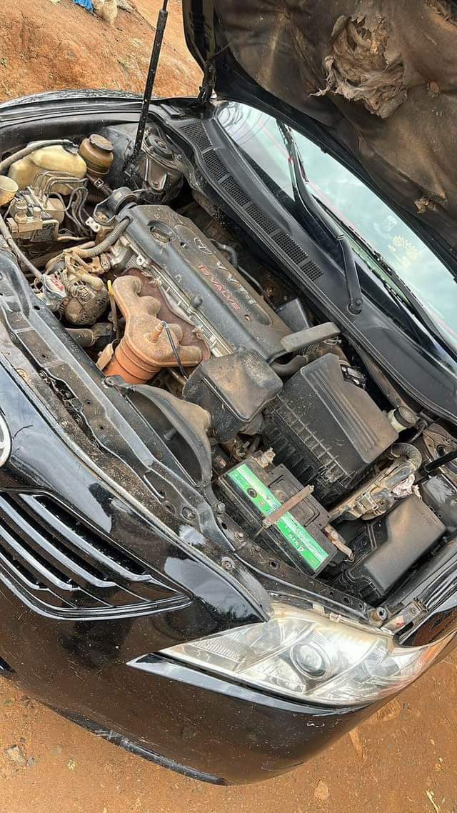 A picture of 2008 Toyota camry super neat
