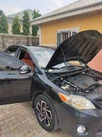 A picture of 2010 Belgium standard Corolla Everything intact