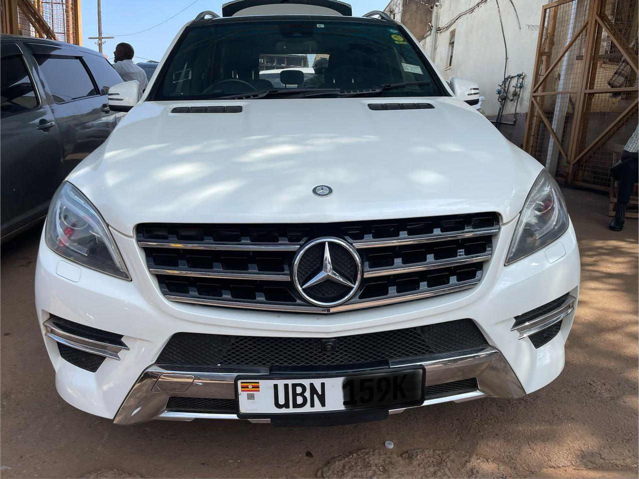 A picture of MERCEDES BENZ 4MATIC
