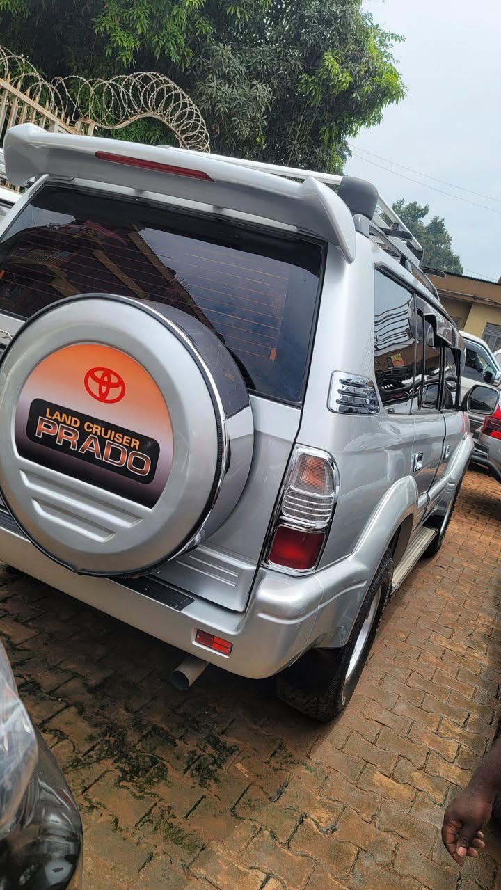 A picture of TX Prado Land cruiser Diesel Automatic at 39m