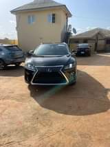 A picture of Lexus RX350