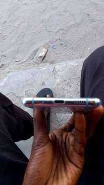 A picture of Samsung galaxy s20