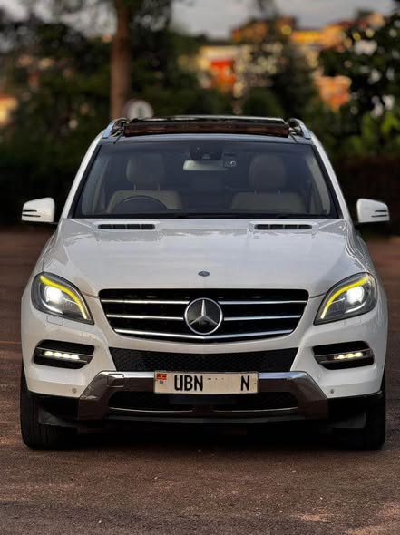 A picture of MERCEDES BENZ
