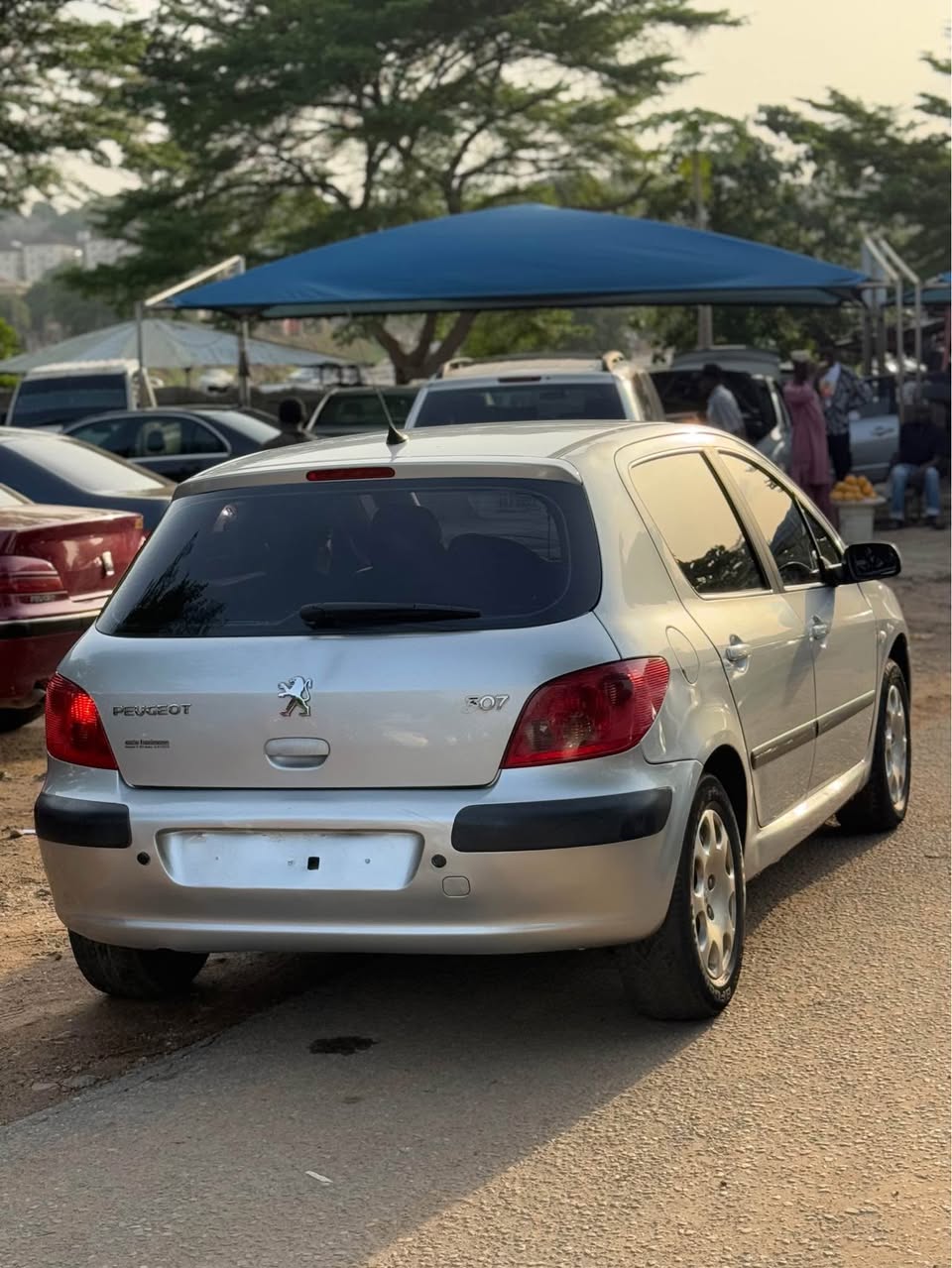 A picture of PEUGEOT 307 MODEL 2007