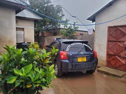 A picture of TOYOTA RUN X BLH