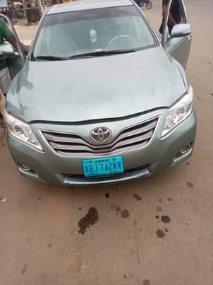 A picture of Toyota camry spider v6
