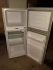 A picture of Nauza fridge jipyaa la Mr uk capacity litre 128