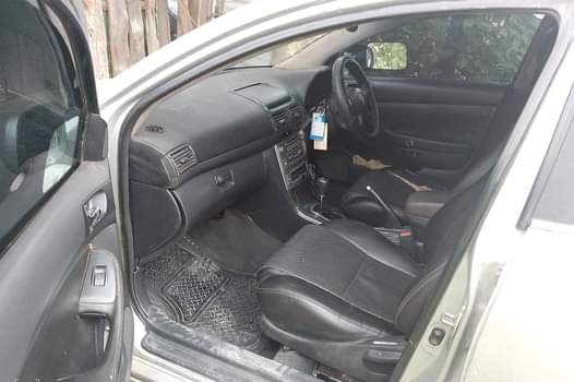 A picture of Toyota avensis 1800cc
