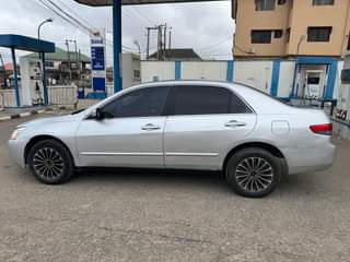 A picture of Honda accord 2004 08039538695