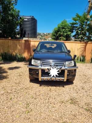 A picture of Suzuki Escudo Vitara Helly Hansen