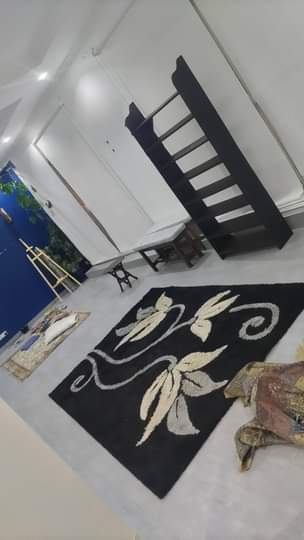 A picture of VITU USED LAKINI VIKO CLEAN SANAAA VINAUZWA VIKO VITU VINGI