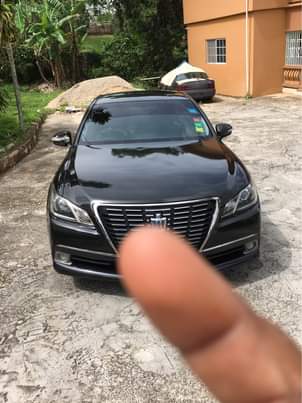 toyota crown