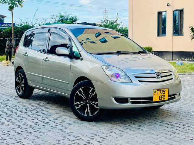 A picture of TOYOTA SPACIO NEW