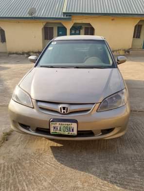A picture of Honda civic 2003 model manual Transmission 4 sale Super Clean